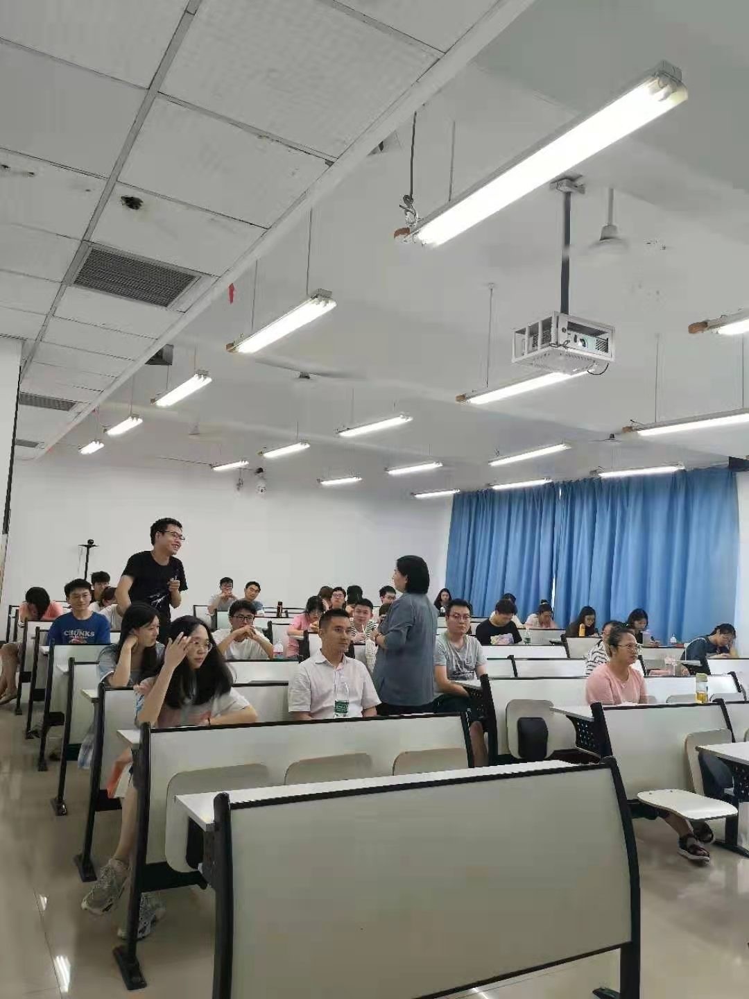 继续教育学院首届“互联网营销师”新职业培训班正式开班